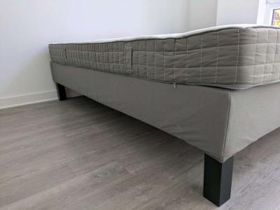 IKEA queen size ESPEVAR mattress base and MORGEDAL mattress - Thumbnail 2