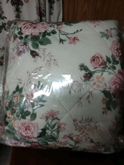 Twin Comforter - Thumbnail 3