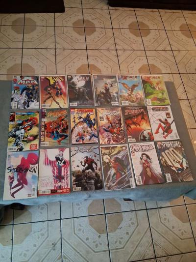 Lot Of 79 Marvel Comic Books And Magazine - Thumbnail 3