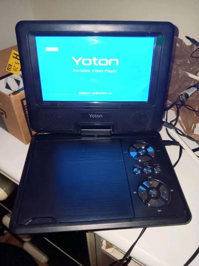 portable DVD player - Thumbnail 1