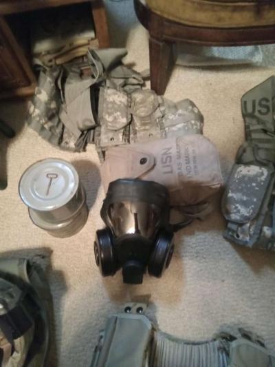 Huge Lot New Military Items  Ballistic helmet vest gas mask - Thumbnail 5