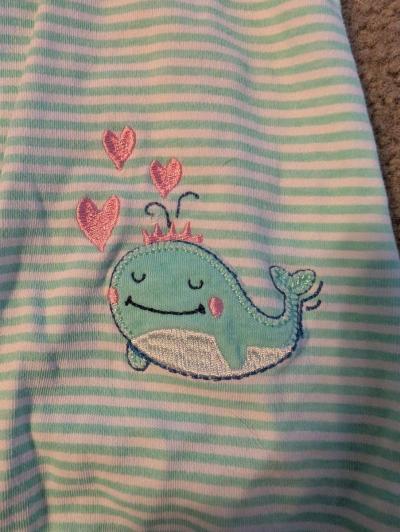 Baby Romper with a whale - Thumbnail 3