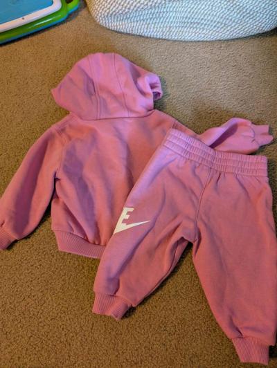 Baby Nike sweat suit - Thumbnail 2