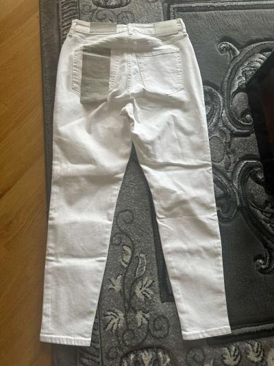 Everlane OffWhite HighRise Jeans - Thumbnail 2