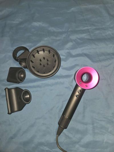 dyson supersonic hair dryer - Clayton, California