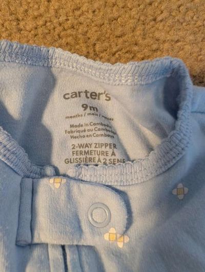 Baby sleepsuit with feet with a white flower - Thumbnail 3