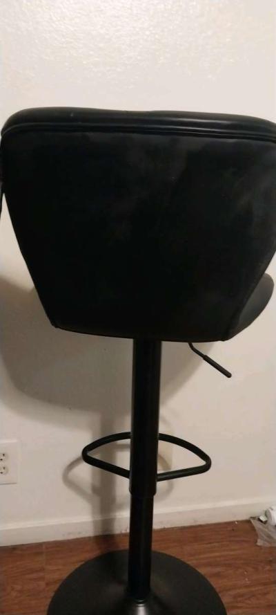 2 black barstools adjustable height - Thumbnail 3