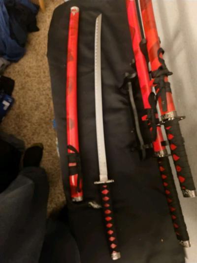 Complete 3 Piece Samurai Sword Set - Thumbnail 4