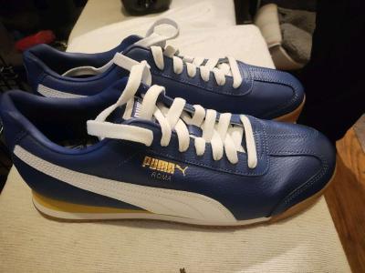 Men Puma size 11 - Thumbnail 2
