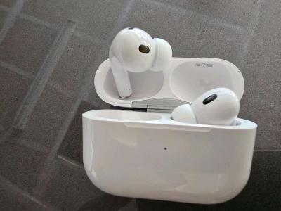 Airpods Pro 2nd Gen - Thumbnail 4