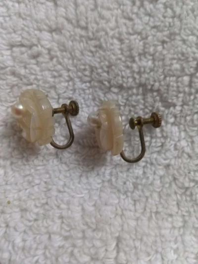 3pc Vintage Earring and Broach Jewelry Bundle - Thumbnail 5