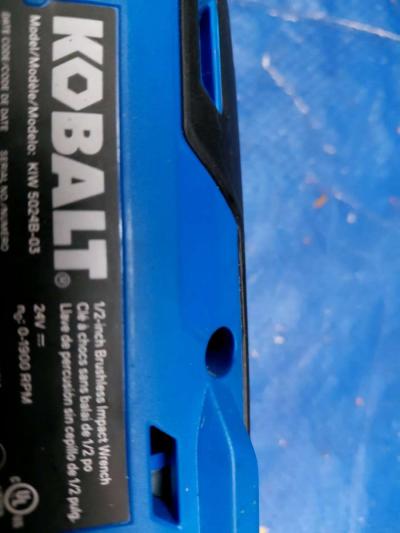 Kobalt 24v half inch drive impact  battery an charger - Thumbnail 2