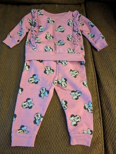 Minnie mouse sweatsuit