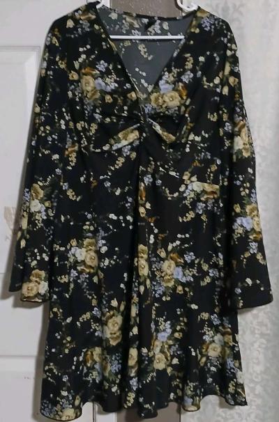 MORE DRESSES - Thumbnail 6