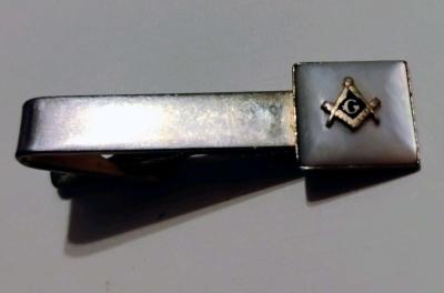 vintage mosaic Mason tie holder - Thumbnail 2