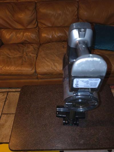 Cordless Vacuum - Thumbnail 2