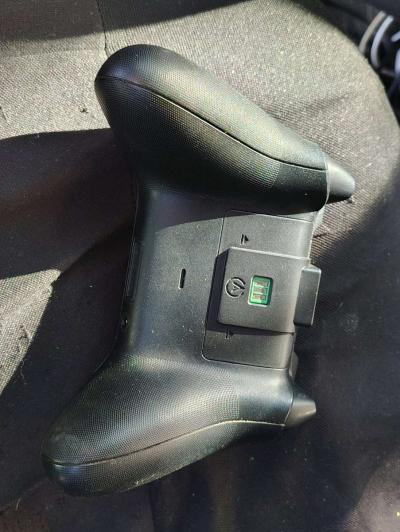 Xbox series X - Thumbnail 3