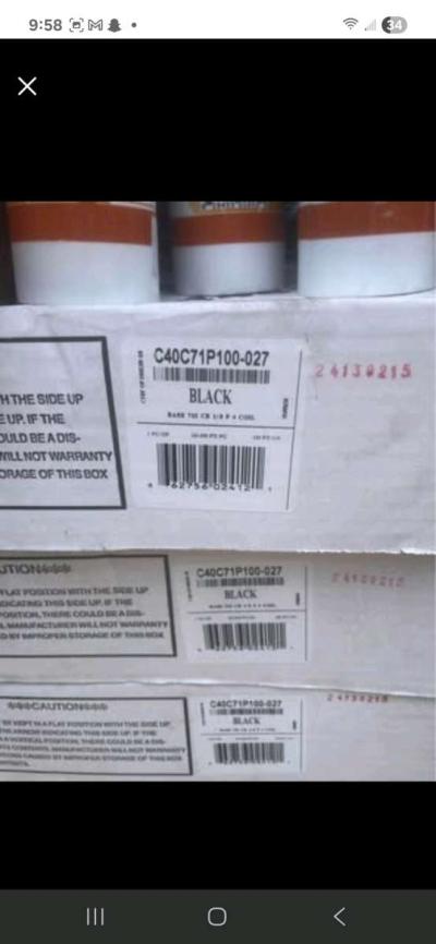 rubber baseboard and adhesive glue - Thumbnail 4