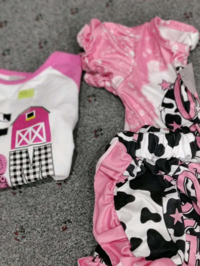 little girl clothes - Thumbnail 2