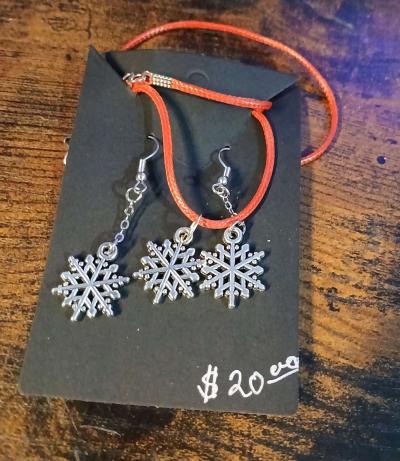 Hookstyle Earrings Leather Necklace Set Silver Snowflake - Newport News, Virginia