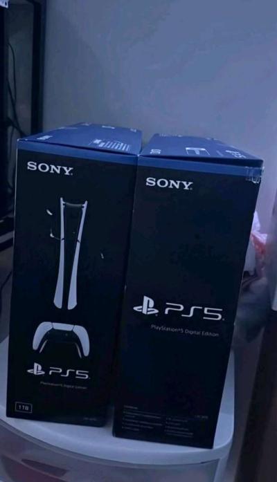 Playstation 5 - Thumbnail 2