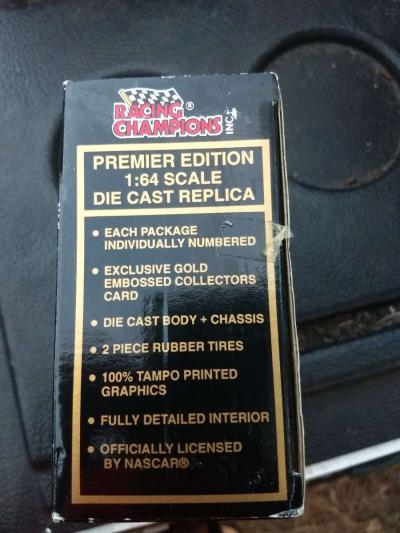 NASCAR 1993 1 out of 10000 premier edition Hardees racing - Thumbnail 3