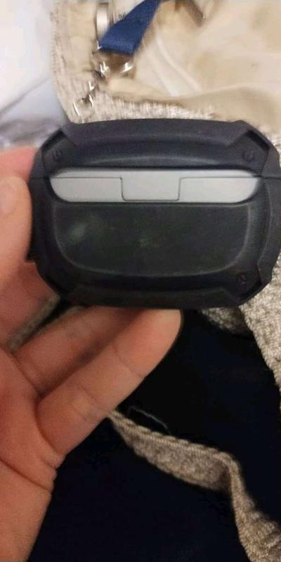 wireless earbuds - Thumbnail 1