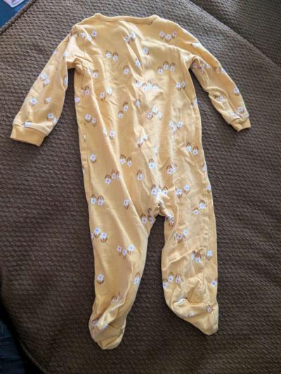Baby yellow sleepsuit with feet 3 to 6 months - Thumbnail 4