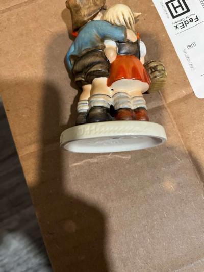 Vintage MJ Hummel Surprise Figurine - Thumbnail 3