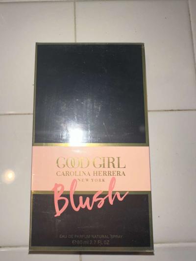 COLOGNES AND PERFUMES - Thumbnail 4