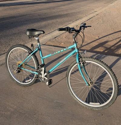 Motiv RockRidge Mtn Bike 2 - Thumbnail 1