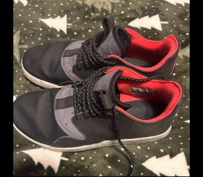 Size 7 And A Half Jordan Eclipse Holiday 2015 - Thumbnail 5