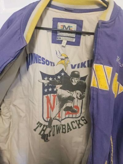 Rare Vintage Minnesota Vikings Jacket - Thumbnail 3