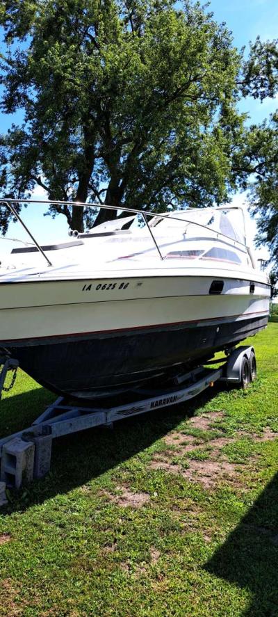 26 foot 1990 bayliner - Thumbnail 2