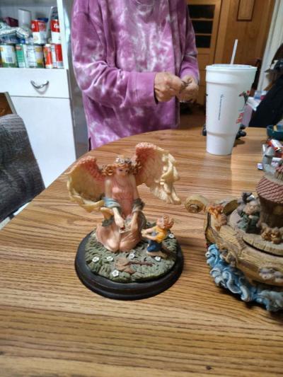 Ks collection 2angels and Noahs Ark music box - Thumbnail 2