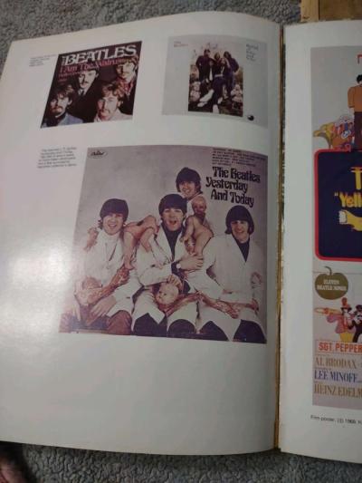 Beatles Memorabilia - Thumbnail 4