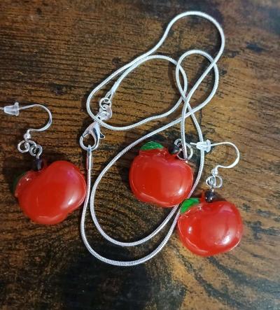 Apple From Teachers Pet Hookstyle Earrings and Necklace Set - Newport News, Virginia