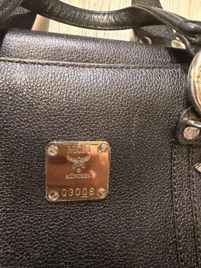 EUC MCM boston bag - Thumbnail 4