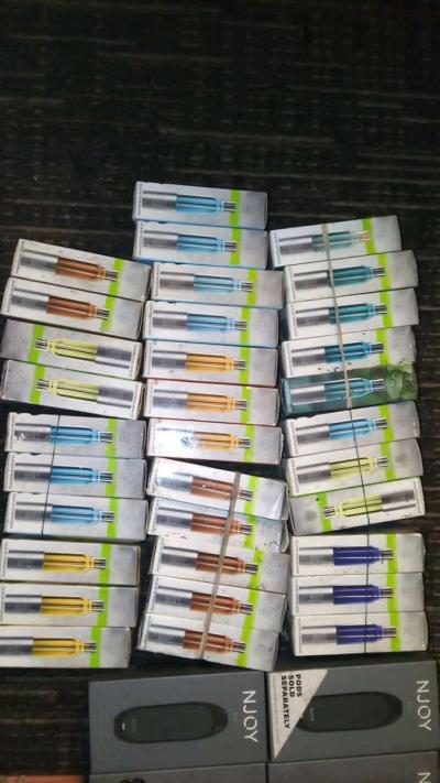 vapes cartridges and pods bundle - Thumbnail 4