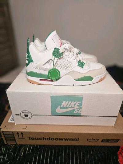 NEW JORDAN NIKE RETRO 4 SB ORIGINAL