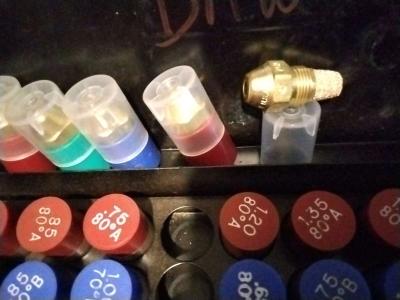 Delvan Oil Nozzles with Carry Case - Thumbnail 4