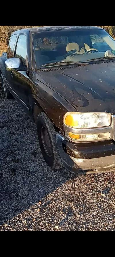2000 GMC sierra - Thumbnail 3