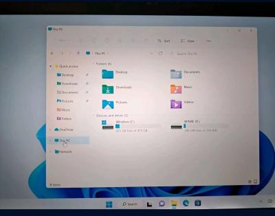 HP zbook x2 g4 workstation - Thumbnail 2