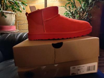 Classic Ultra Mini UGG boots Red size 7 - Thumbnail 6