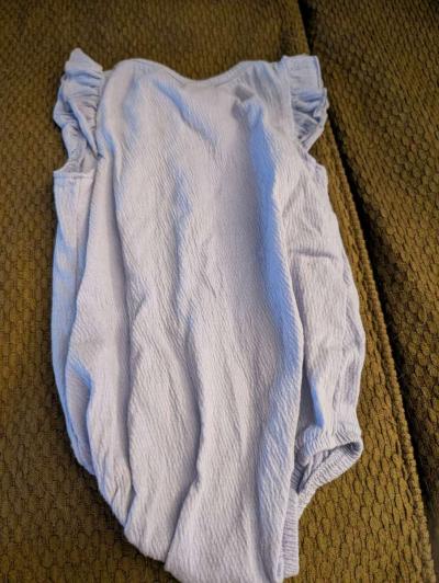 Baby purple onesie - Thumbnail 4