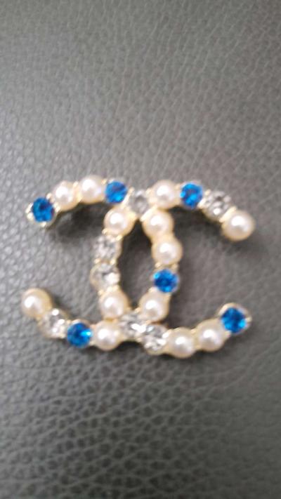 Women Brooches with Stamps - Thumbnail 6