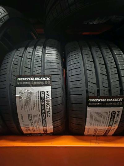 EN VENTA ROYAL BLACK 225 40zR18 Racing Trac - Thumbnail 2