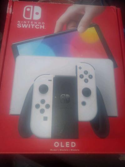 Nintendo switch - Thumbnail 3