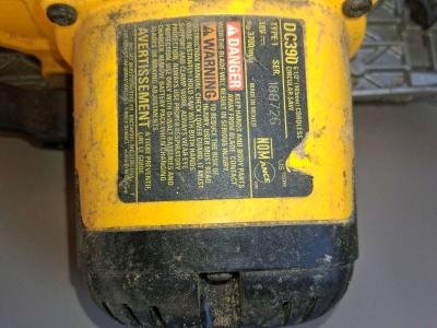 Dewalt circular saw - Thumbnail 4