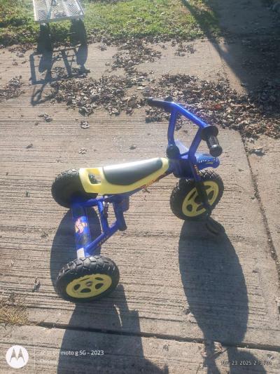 Hot wheels tricycle - Thumbnail 2